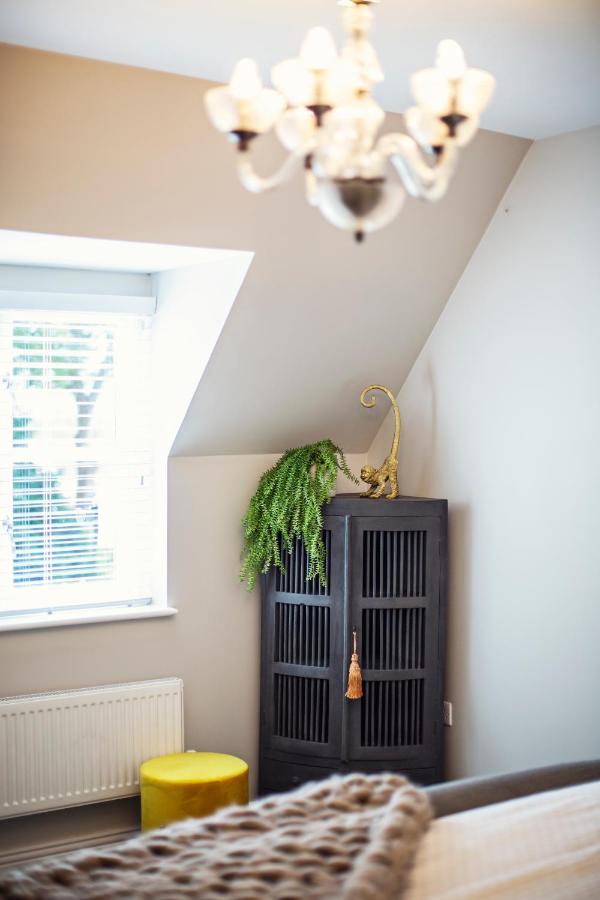 Beautiful 4-Bed Home, Hot Tub & Stunning Views - Abergavenny Buitenkant foto